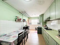Blk 528 Jurong West Street 52 (Jurong West), HDB 3 Rooms #593576841